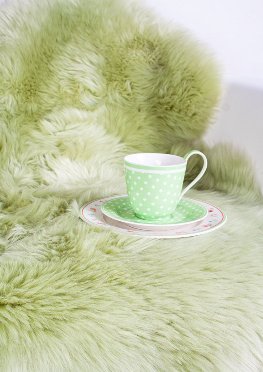 Lammfell bunt, lindgrün – Bild 2