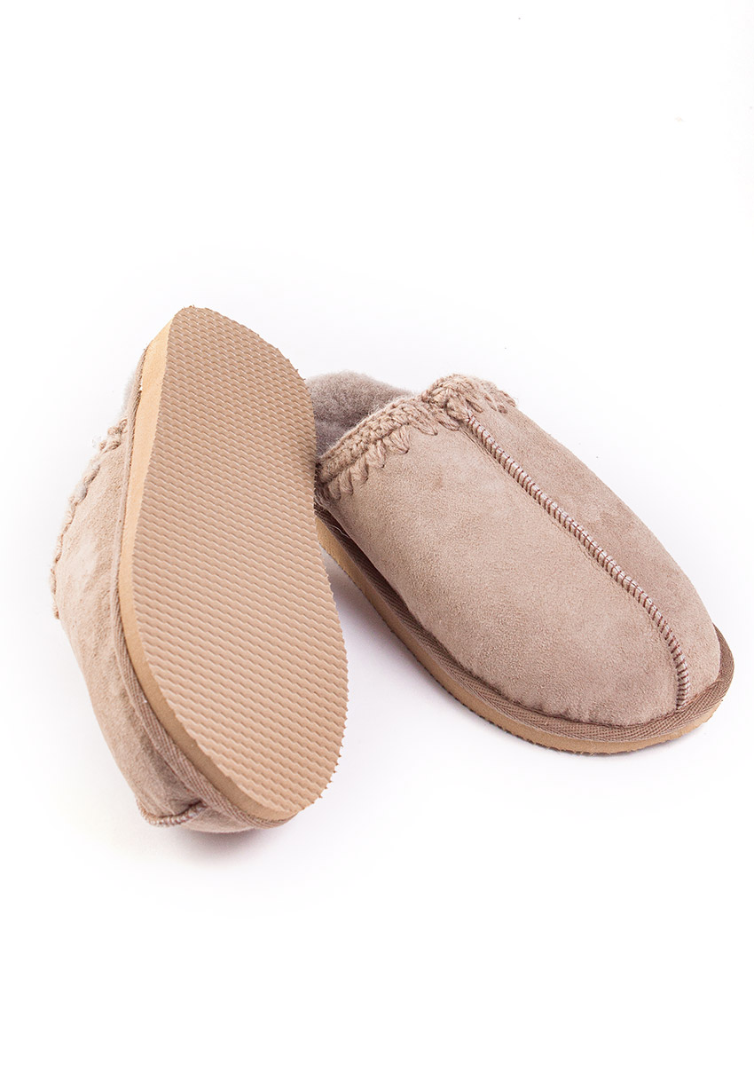 Lammfell-Pantoffel "Celine", Stone, Shepherd® – Bild 3