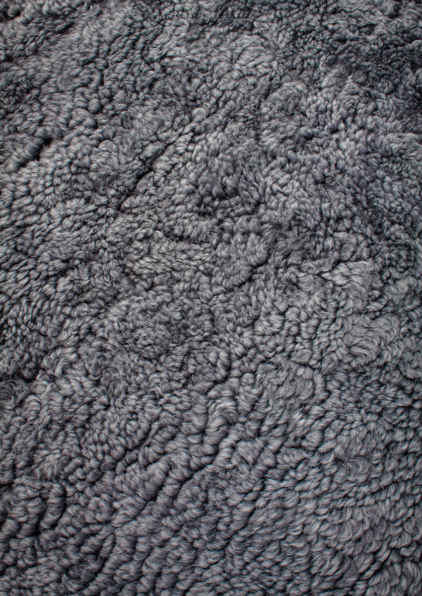 Curly Lammfell "grau-saphir" – Bild 4