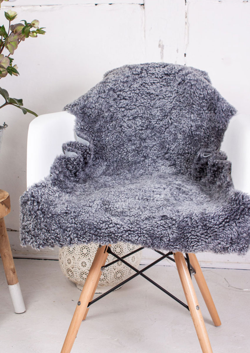 Curly Lammfell "grau-saphir" – Bild 2