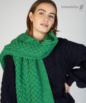 A960 Sundew Scarf in Green Marl (3)