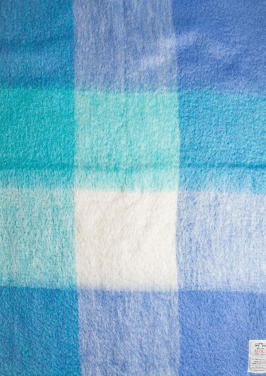 Avoca® Mohair Kniedecke, M117 Sky – Bild 4