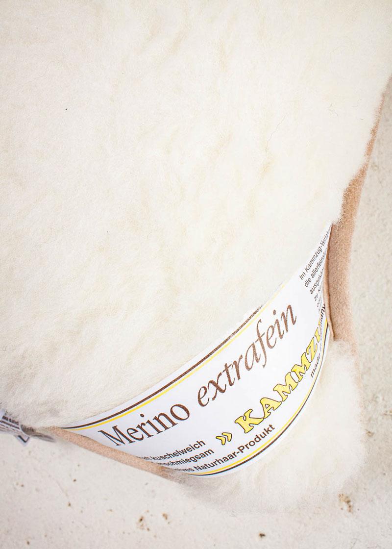 Motiv-Kissen "Floral", Merinowolle – Bild 5